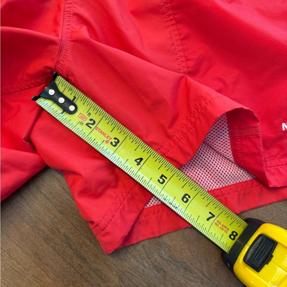 The North Face Women's Red Outline Shorts - Picture 5 of 5